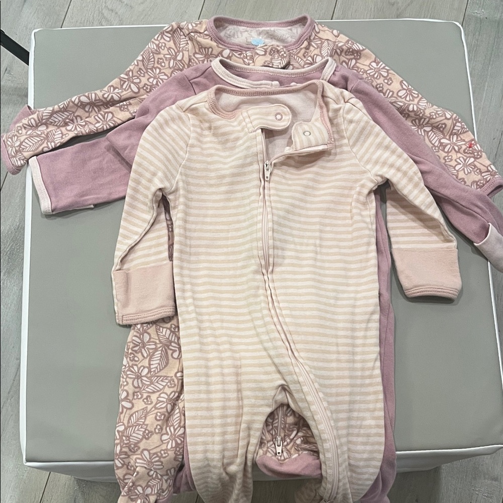 Carters Cloud 9 pack of 3 size 6-9 months